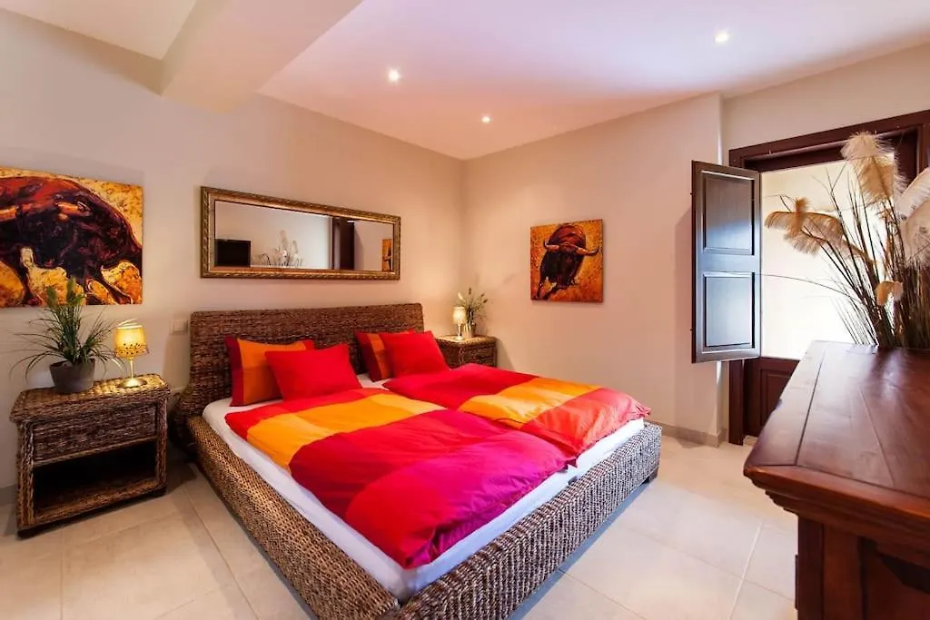 Holiday home Finca Wellnatura Mit Sauna, Kamine, Badewanne Arta Spain